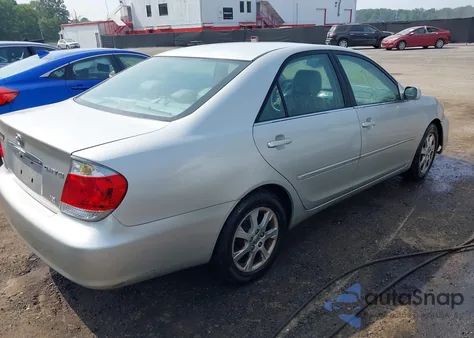 2005 Toyota Camry Le/Xle/Se from USA, damaged, VIN 4T1BF30KX5U590200